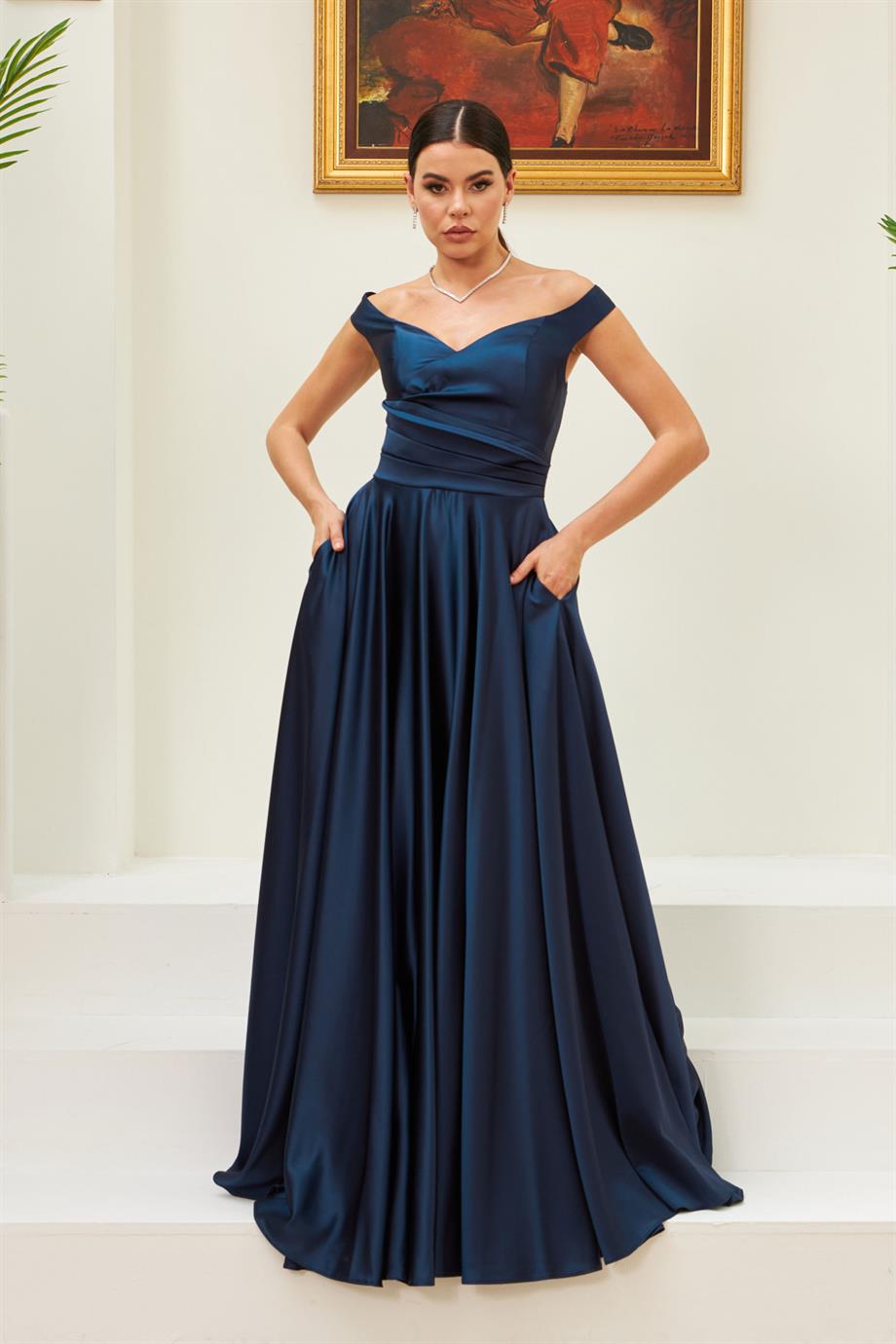 58129-14CARMENCarmen Lacivert Saten Uzun Nişan Elbisesi