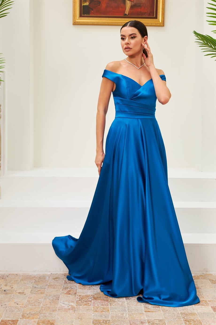 58129-25CARMENCarmen Saks Saten Uzun Nişan Elbisesi