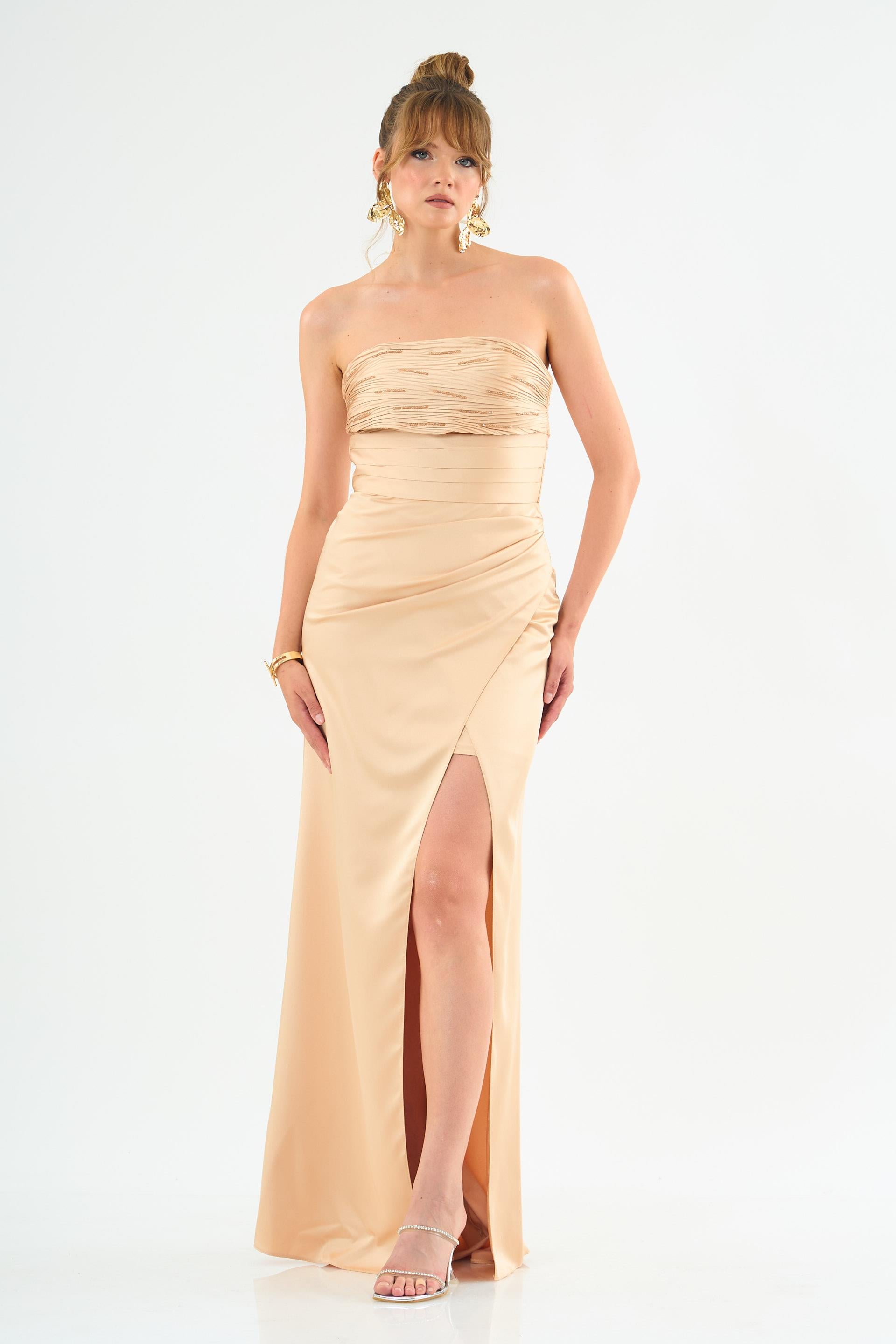 58416-9CARMENCarmen Gold Straplez Pliseli Saten Abiye Elbise