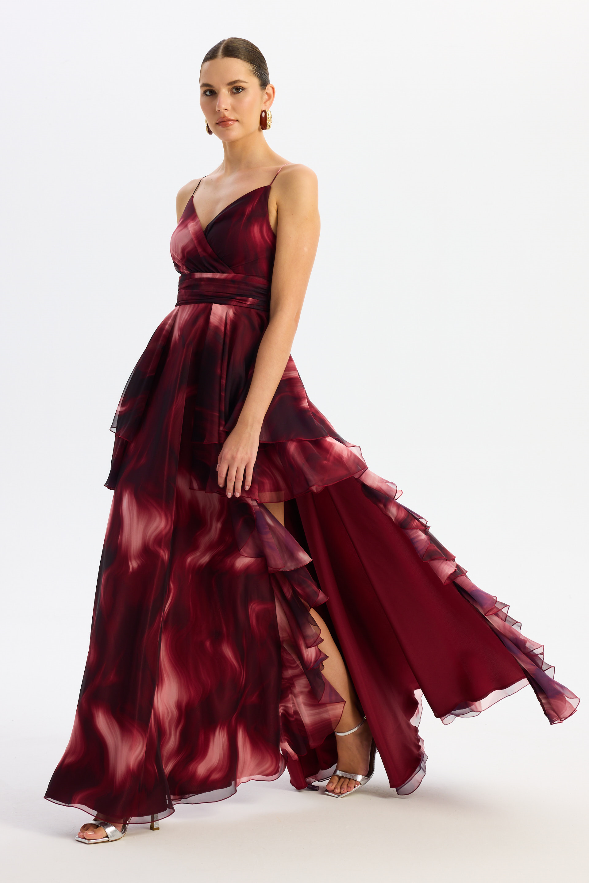 55886-3Eva FashionEva Fashion Bordo Askılı Yırtmaçlı Desenli Abiye Elbise