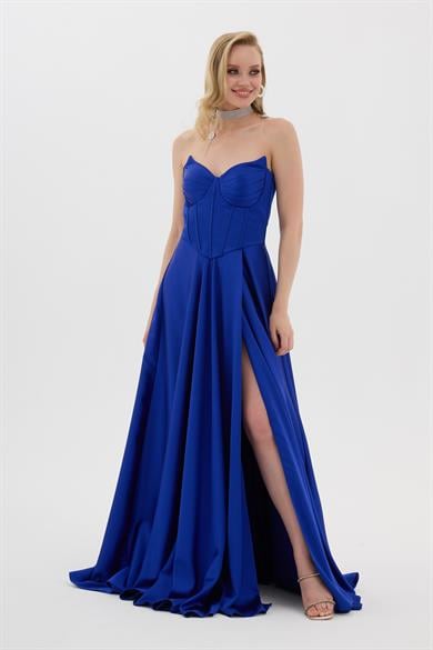 58528-25CARMENCarmen Saks Yırtmaçlı Kedi Kulağı Saten Abiye Elbise