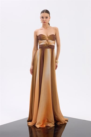 58632-38CARMENCarmen Kahve Straplez Desenli Abiye Elbise