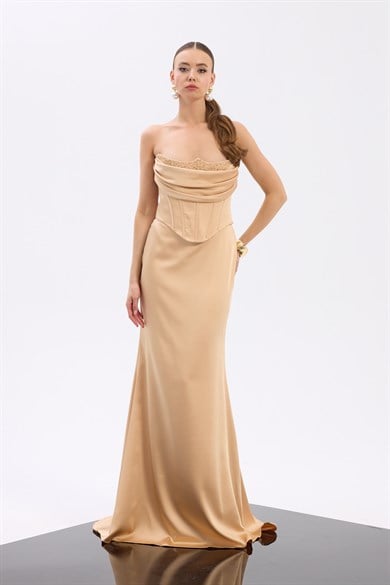 58668-9CARMENCarmen Gold Yakası İşlemeli Saten Abiye Elbise