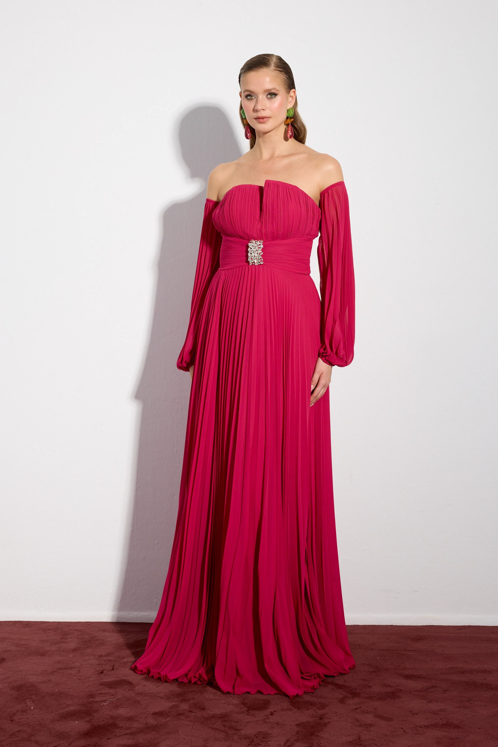 58070-8CARMENCarmen Fuşya Şifon Kemer Detaylı Uzun Abiye Elbise