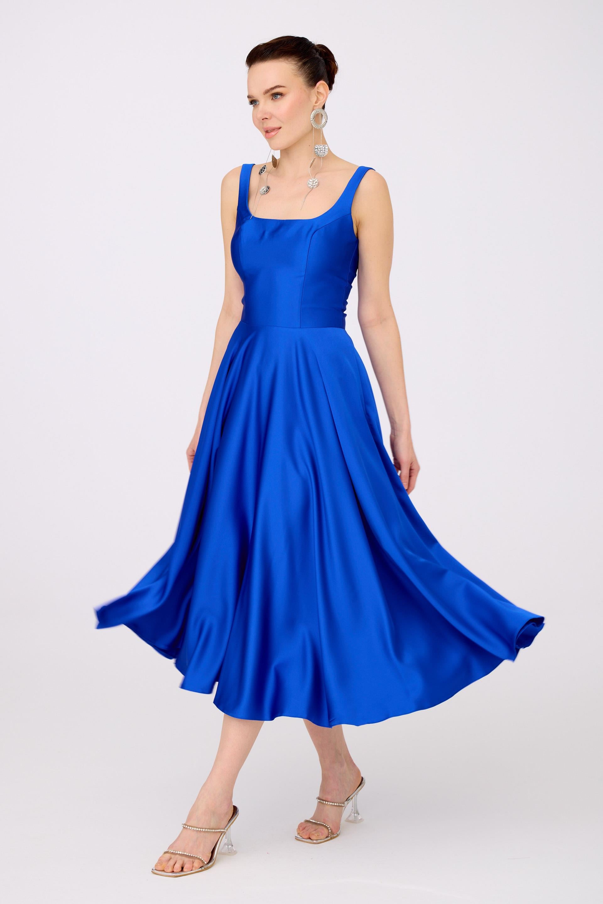 58131-25CARMENCarmen Saks Sırt Dekolteli Midi Saten Abiye Elbise
