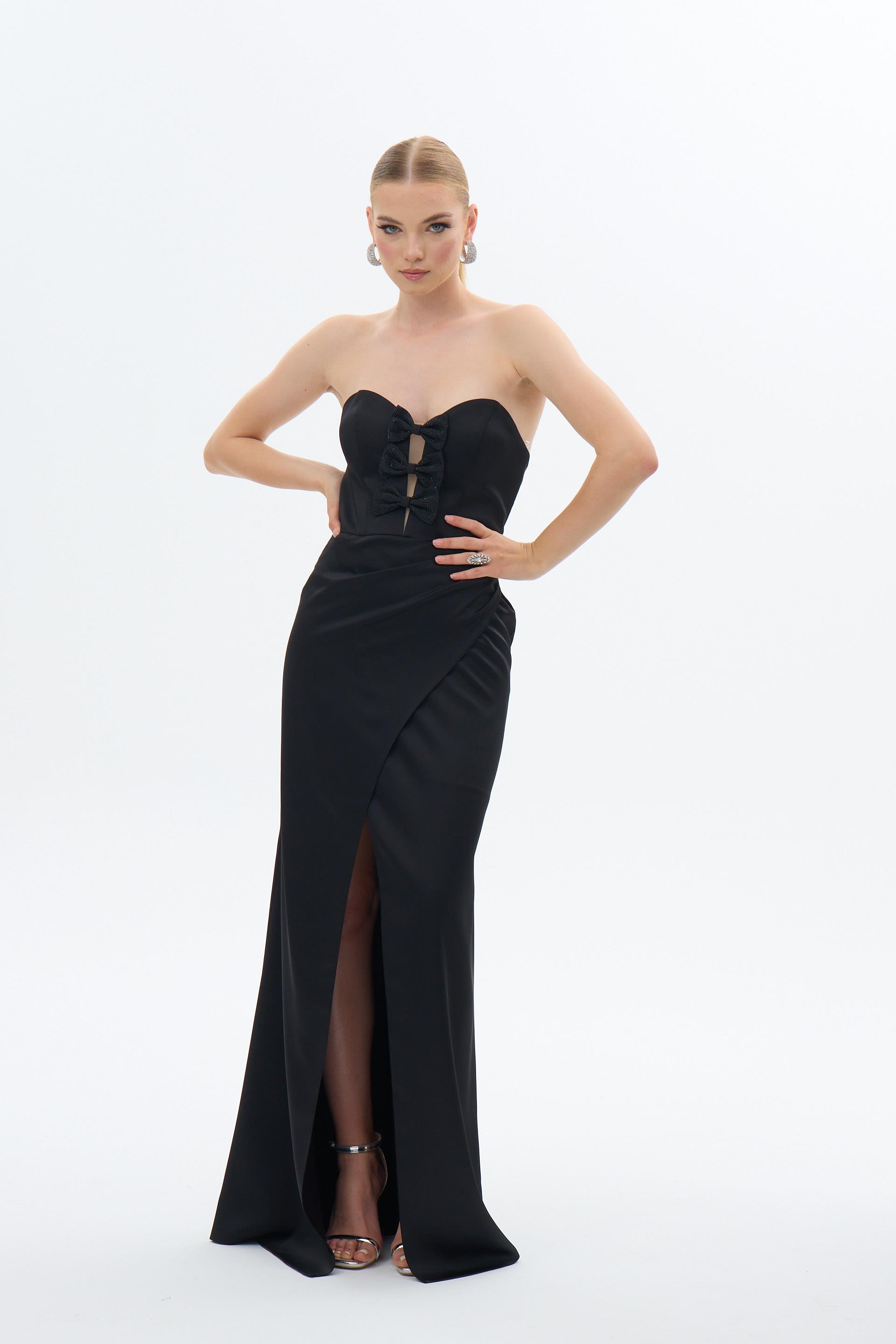 58405-27CARMENCarmen Siyah Straplez Fiyonklu Saten Abiye Elbise