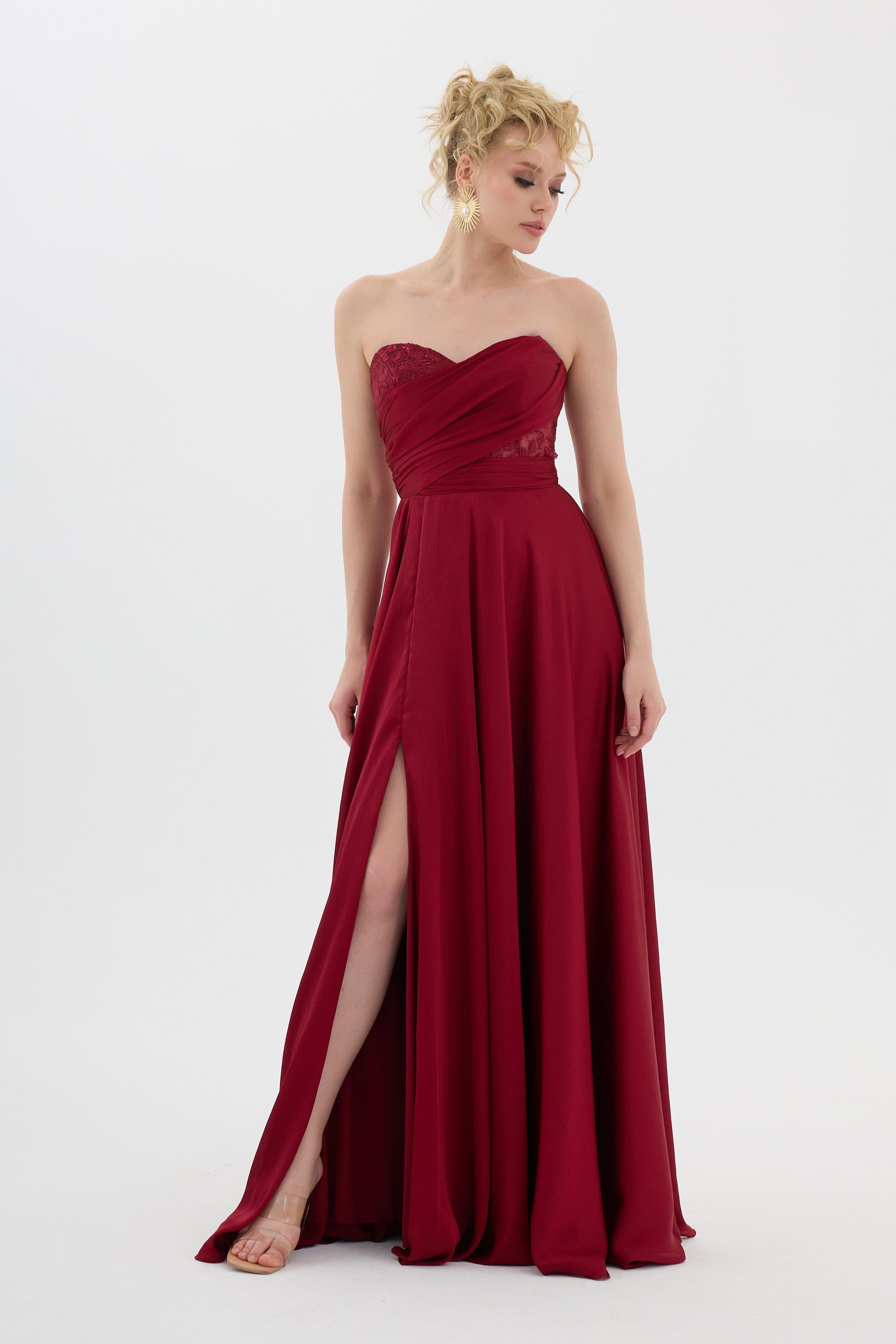 58495-3CARMENCarmen Bordo Yırtmaçlı Straplez Saten Abiye Elbise
