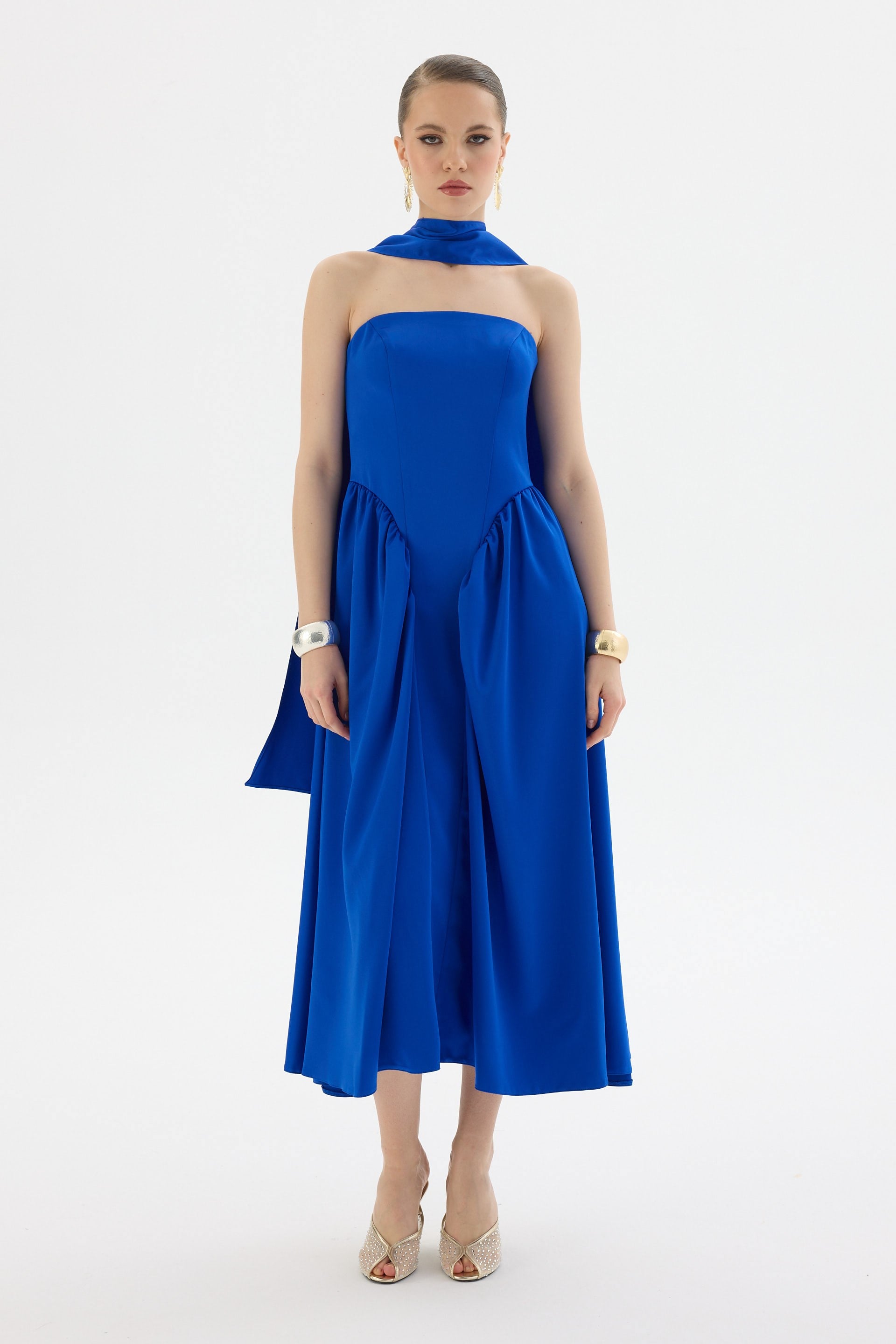 58603-25CARMENCarmen Saks Straplez Şallı Saten Abiye Elbise