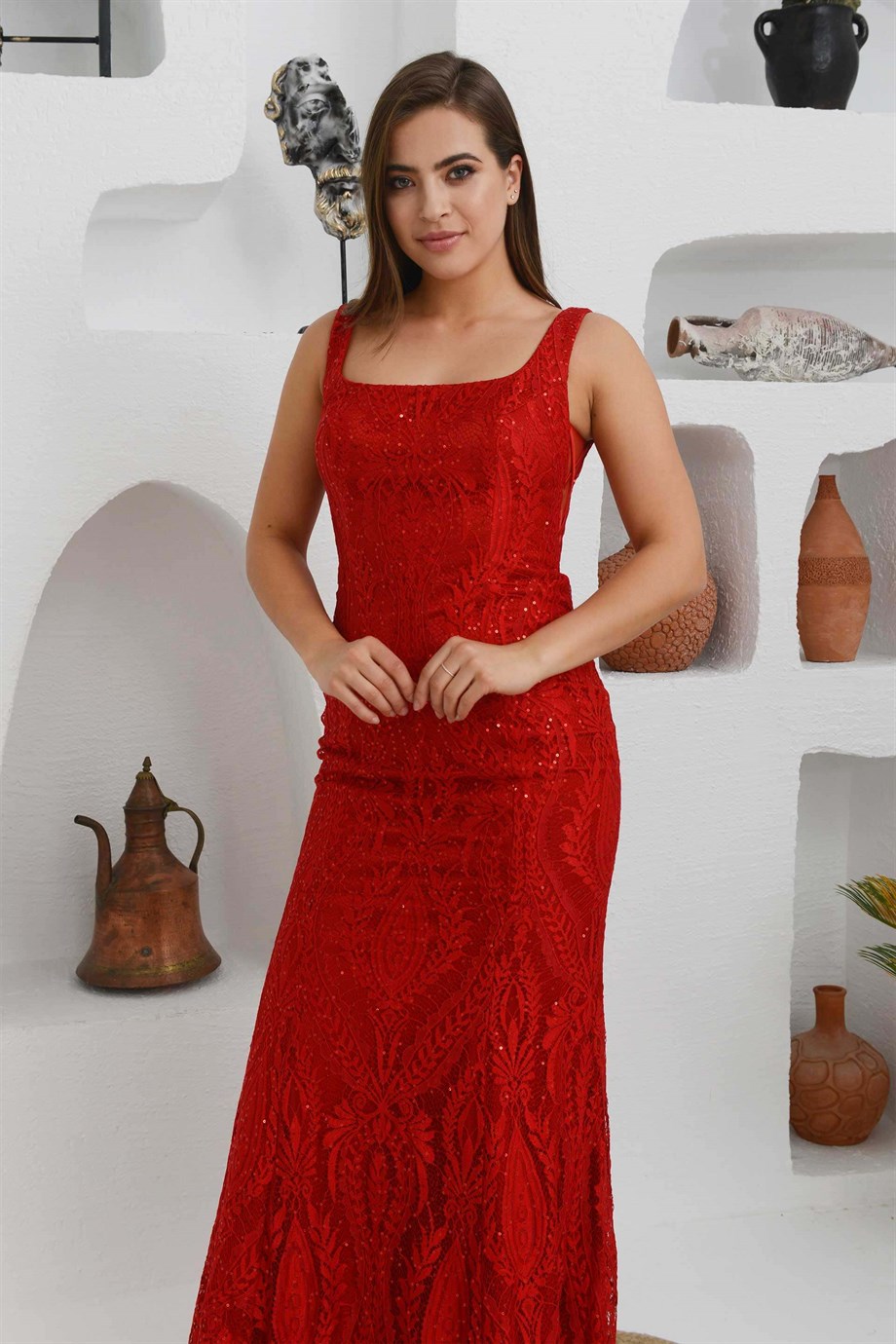 Carmen Kırmızı Dantel Kare Yaka Uzun Abiye Elbise