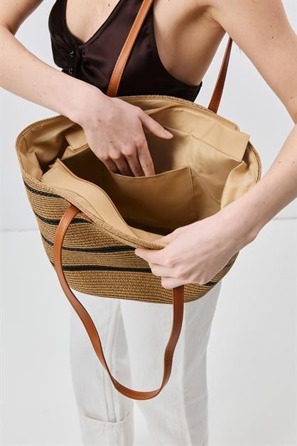 Straw Shoulder Bag with Strap Y9201