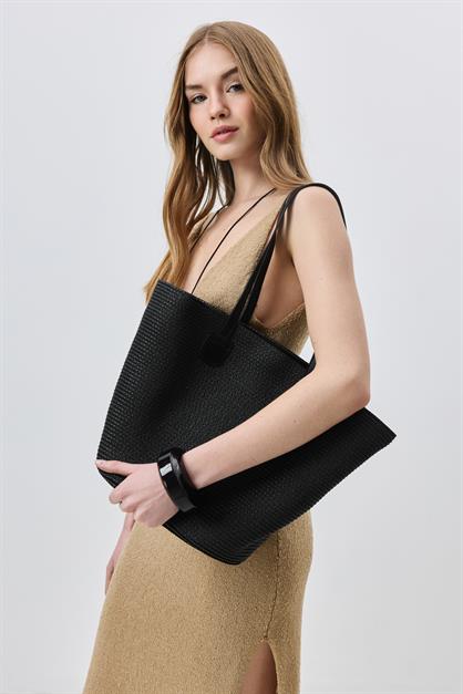 Straw Shoulder Bag with Strap Y9201