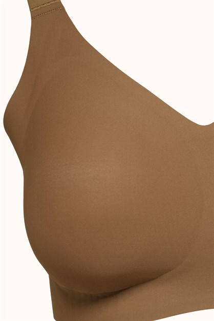 Seamless Laser-Cut Wireless Bra with Removable Pads - Invisible Ultra-Soft Comfort Bralette - Style C26215