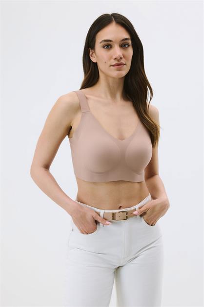 Wire-free, Seamless Bra With Laser-removable Pads C26155
