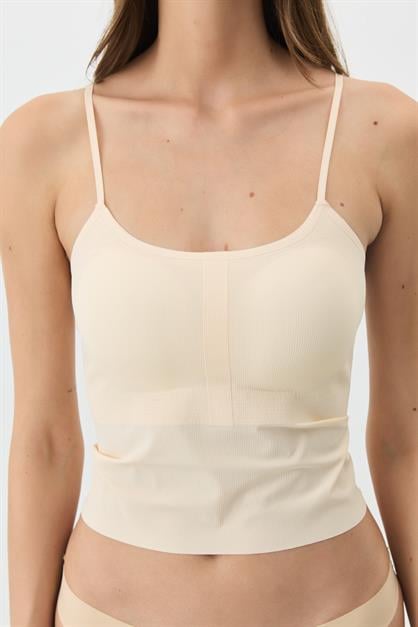 Seamless, Wire-Free Laser-Cut Bra With Removable Pads 1012