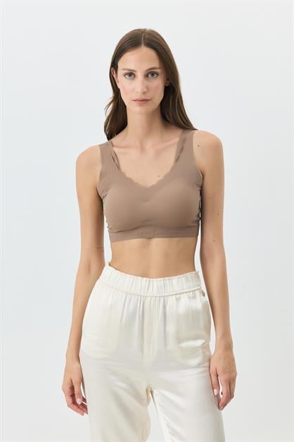 Seamless, Wire-Free Laser-Cut Bra With Removable Pads 1013