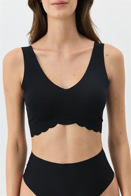 Seamless, Wire-Free Laser-Cut Bra With Removable Pads 1017
