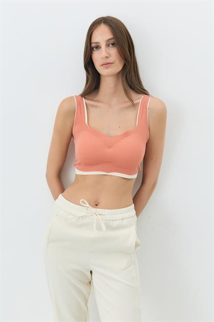 Seamless, Wire-Free Laser-Cut Bra With Removable Pads 1018