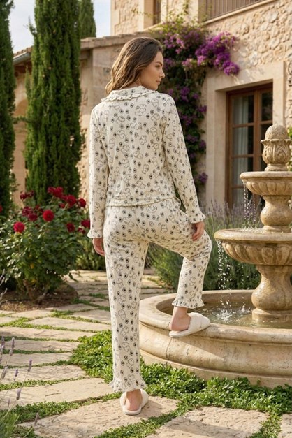 Womens Seersucker Button-Down Pajama Set