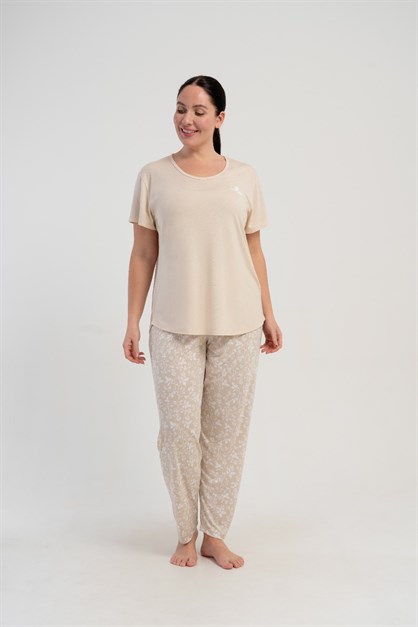 Büyük Beden Yuvarlak Yaka Kısa Kollu Pijama Takımı Bej-512250