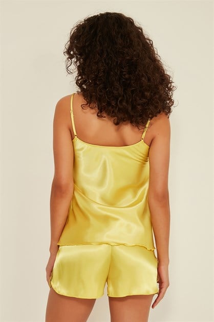 025 Kadın Saten Şortlu Gecelik Açık Sarı