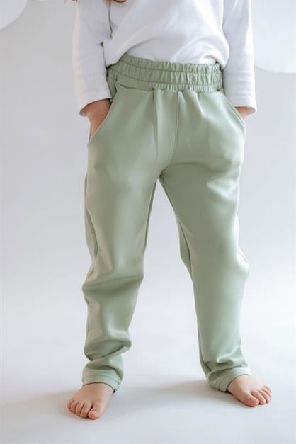 Girl Child Straight-Leg Sweatpants 870