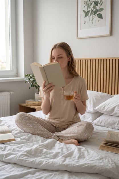 Damla Yaka Yarım Düğmeli Pijama Takımı Bej-512182