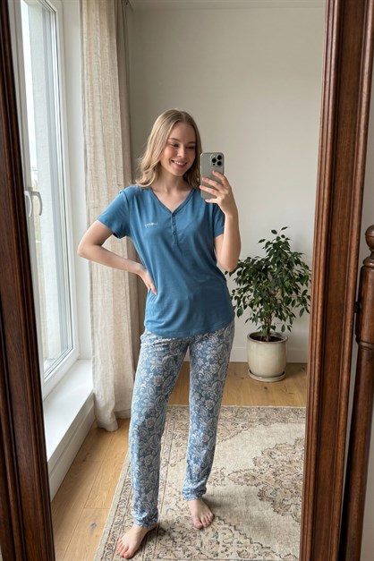 Damla Yaka Yarım Düğmeli Pijama Takımı Mavi-512276