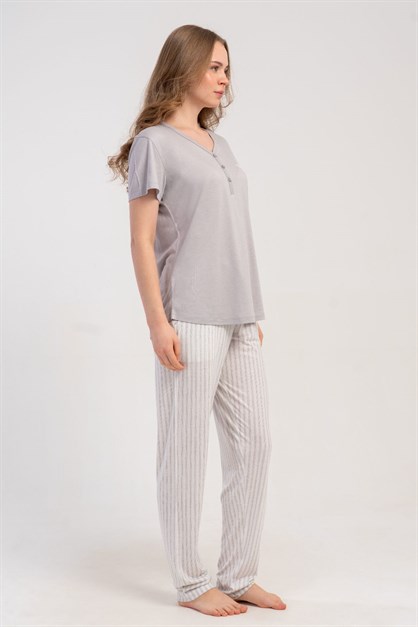 Damla Yaka Yarım Düğmeli Pijama Takımı Gri-512222