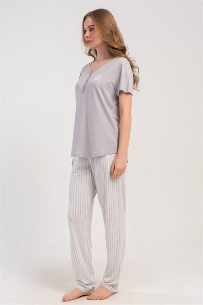 Damla Yaka Yarım Düğmeli Pijama Takımı Gri-512222