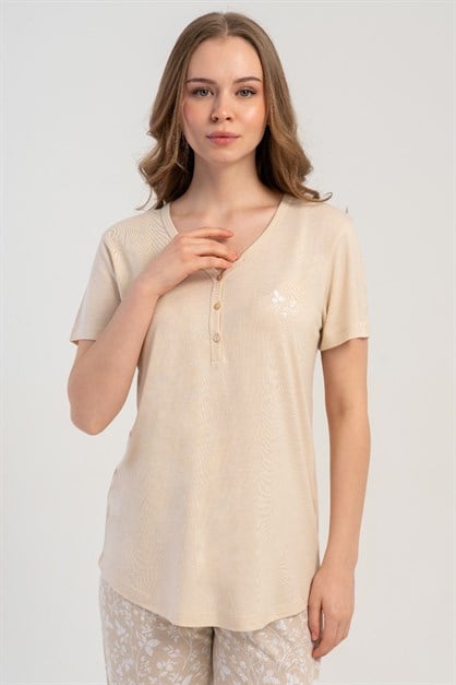 Damla Yaka Yarım Düğmeli Pijama Takımı Bej-512182