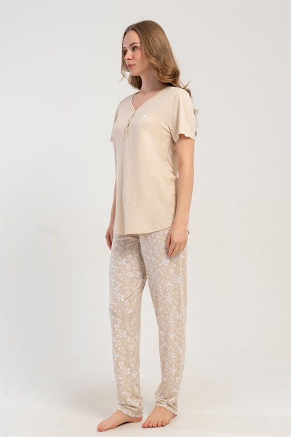 Damla Yaka Yarım Düğmeli Pijama Takımı Bej-512182