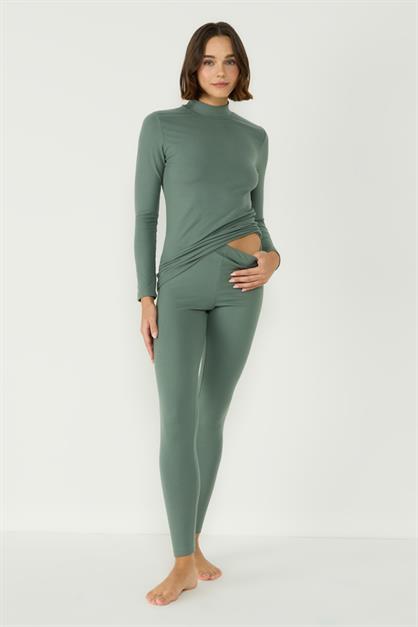 Womens Long Sleeve Collared Thermal Set 405154