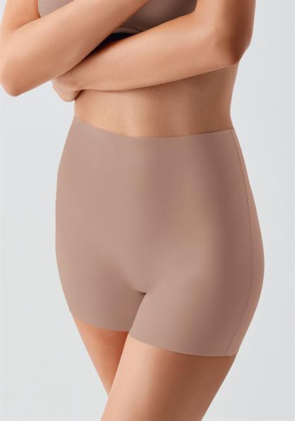 Non-Slip Waist Laser Shorts C19205