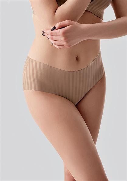 Laser Cut Seamless Hipster Panties C19212