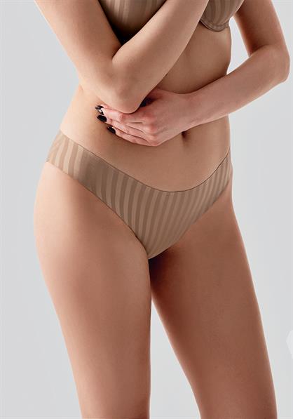 Laser Cut Seamless Slip Panties C19213