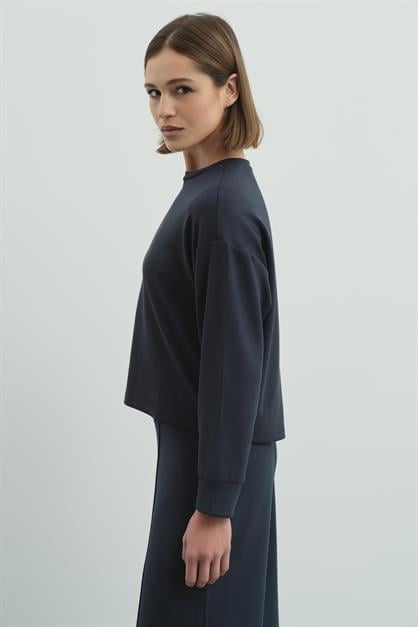 Pure Touch Basic Sweatshirt CC7005