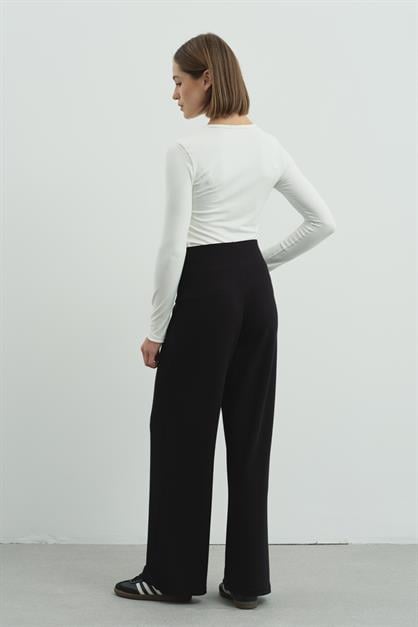 Pure Touch Ribbed Stitch Trousers CC7003