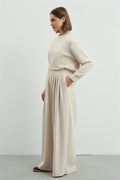 Pure Touch Pleated Wide-Leg Trousers CC7006