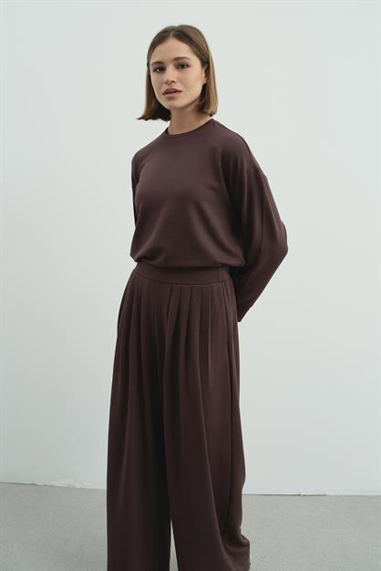 Pure Touch Pleated Wide-Leg Trousers CC7006