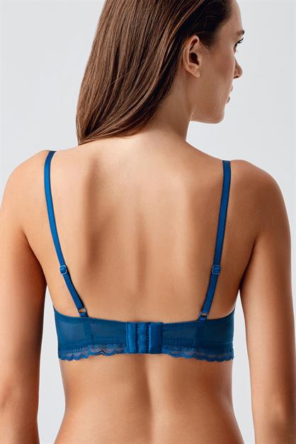 Non-padded Lace-Detailed Bra C18395