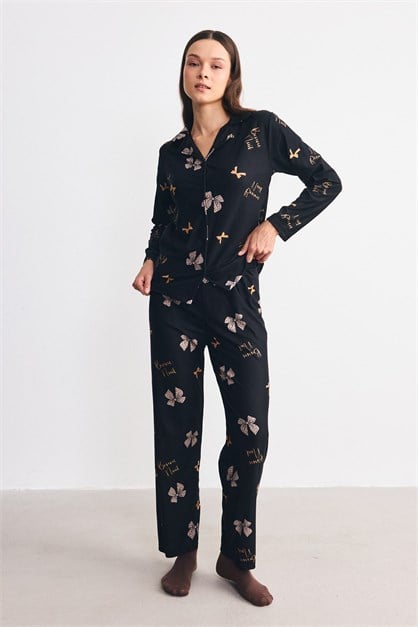 Süet Dokulu Gömlek Yaka Pijama Takımı Kurdele