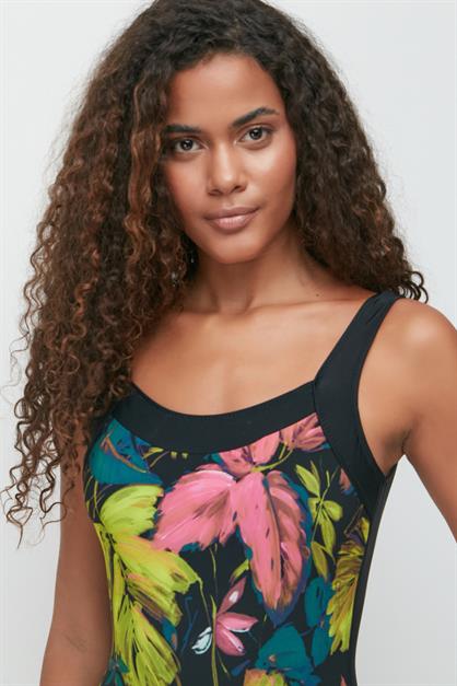 U-neck Swimsuit 7748