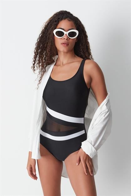 U-Neck Mesh Detail Swimsuit 7706