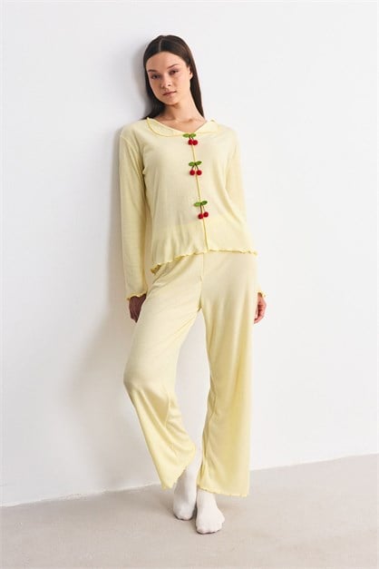 Yumuşak Dokulu Kaşkorse Pijama Takımı Kiraz