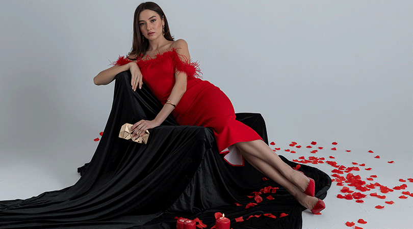 Romantik Akşam Yemeği Elbiseleri
