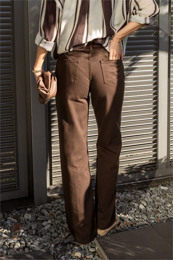 Asimetrik Dikiş Kemerli Denim Pantolon - KAHVERENGİ