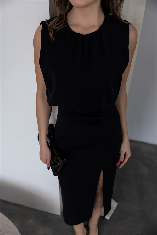 Bel Volanlı Elbise - SİYAH