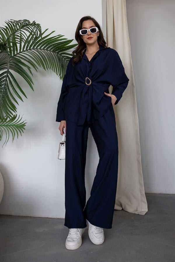 Broş Detaylı Takım - LACİVERT