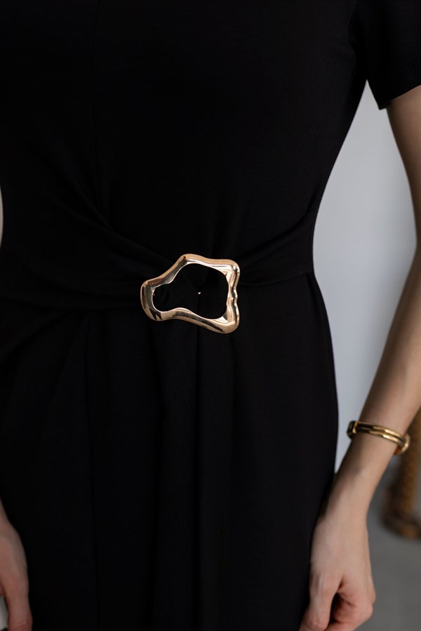 Broşlu Modal Elbise - SİYAH