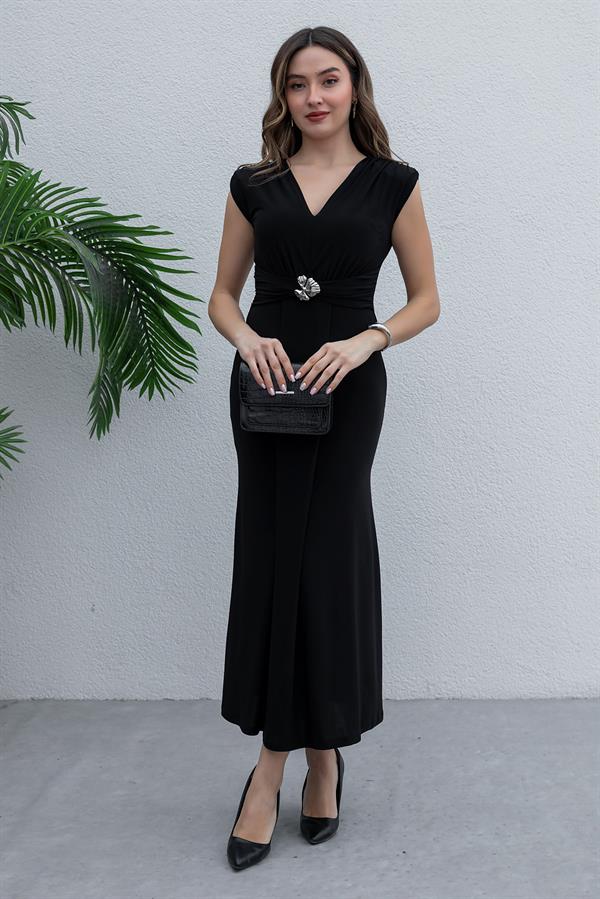 Broşlu Sandy Elbise - SİYAH